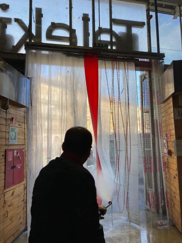 Tiszta piac, tiszta hőfüggöny Húsvétra is!