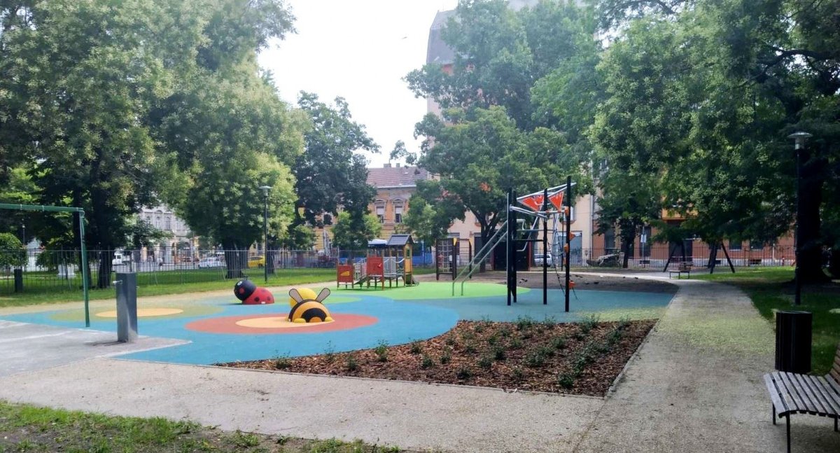 Fontos karbantartási munkálatok a Kálvária téri játszótéren