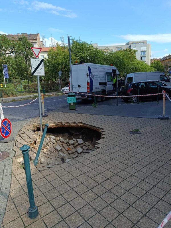 Tájékoztatás a Mátyás téren történ útbeszakadásról