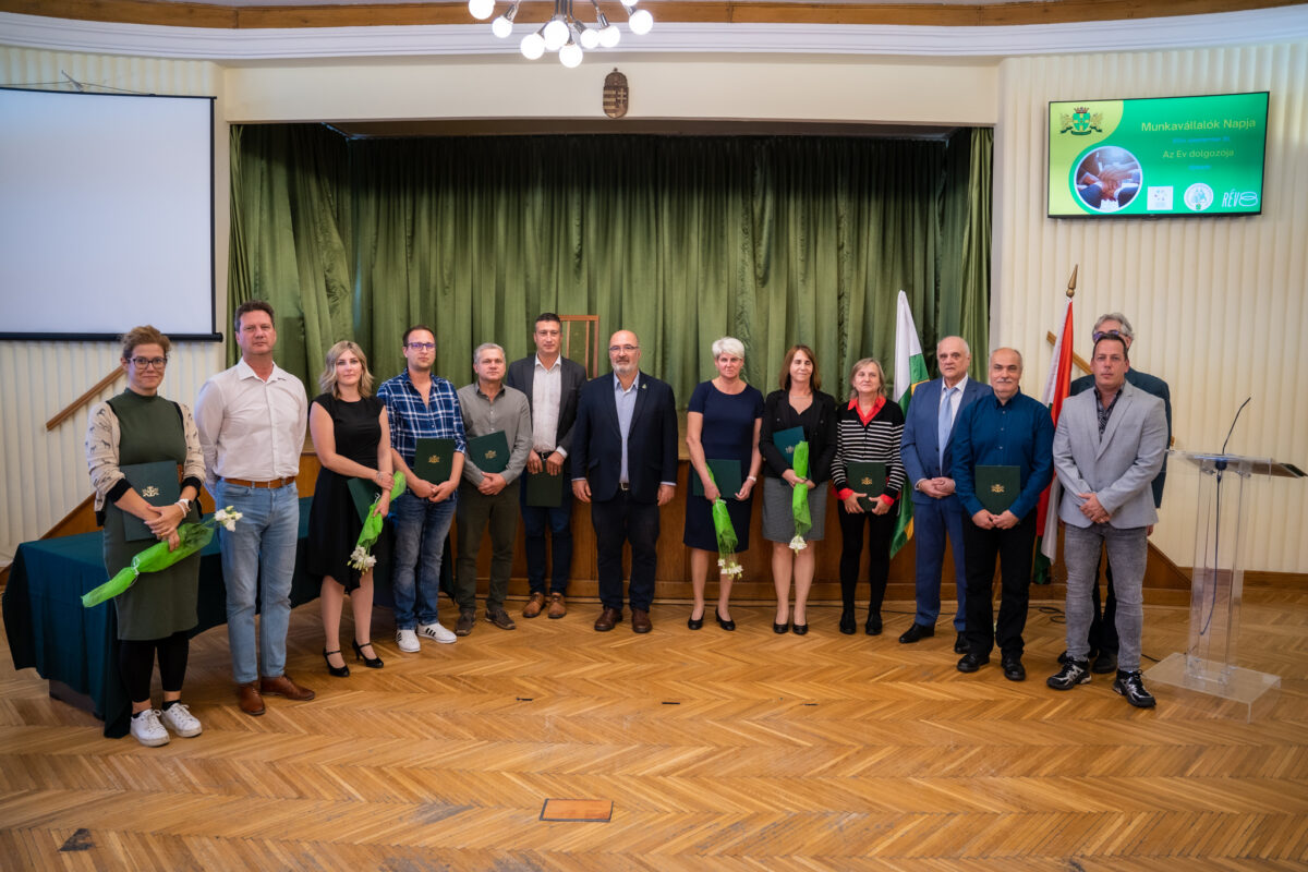 Harmadszor díjaztuk az ÉV dolgozóit