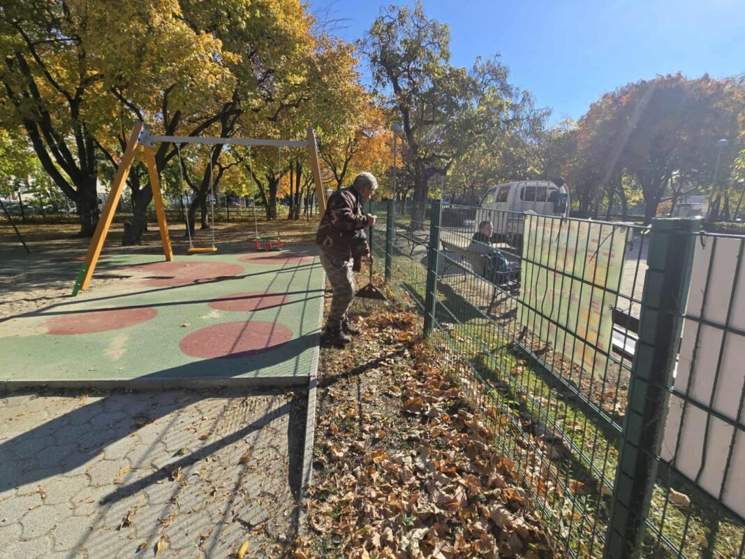 Józsefváros zöldterületeit tartották rendben munkatársaink a múlt héten
